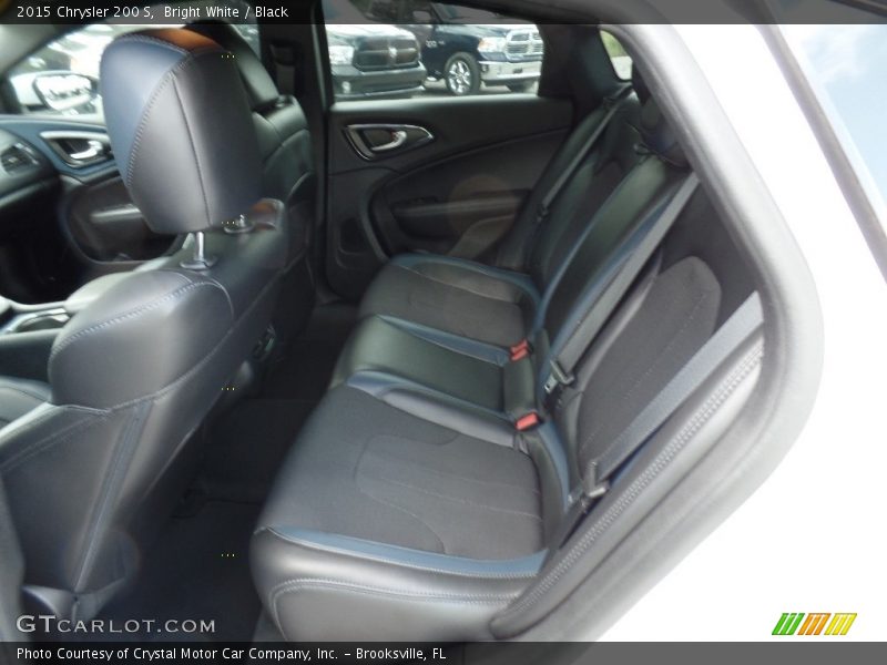 Bright White / Black 2015 Chrysler 200 S