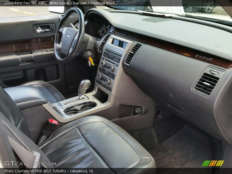 White Suede Clearcoat / Charcoal Black 2009 Ford Flex SEL AWD