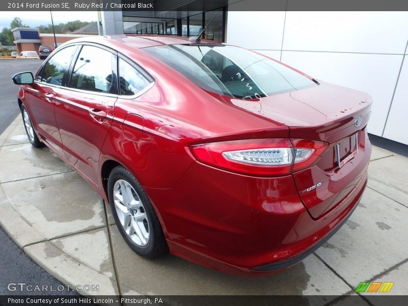 Ruby Red / Charcoal Black 2014 Ford Fusion SE