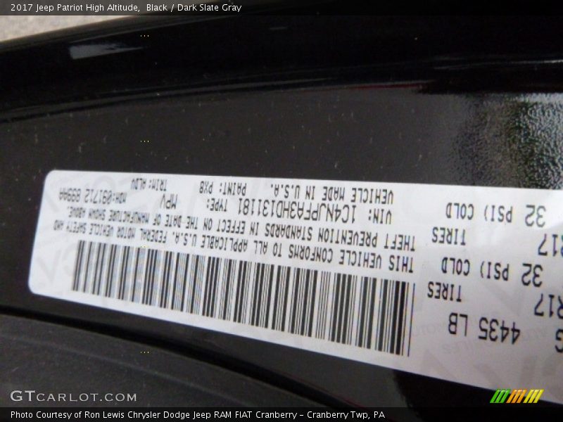 Black / Dark Slate Gray 2017 Jeep Patriot High Altitude
