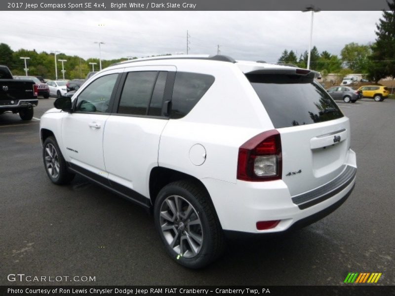 Bright White / Dark Slate Gray 2017 Jeep Compass Sport SE 4x4