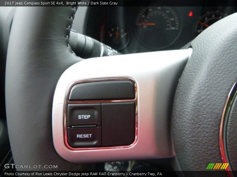 Bright White / Dark Slate Gray 2017 Jeep Compass Sport SE 4x4