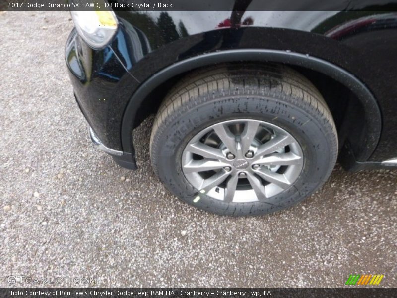 DB Black Crystal / Black 2017 Dodge Durango SXT AWD