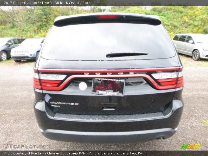 DB Black Crystal / Black 2017 Dodge Durango SXT AWD
