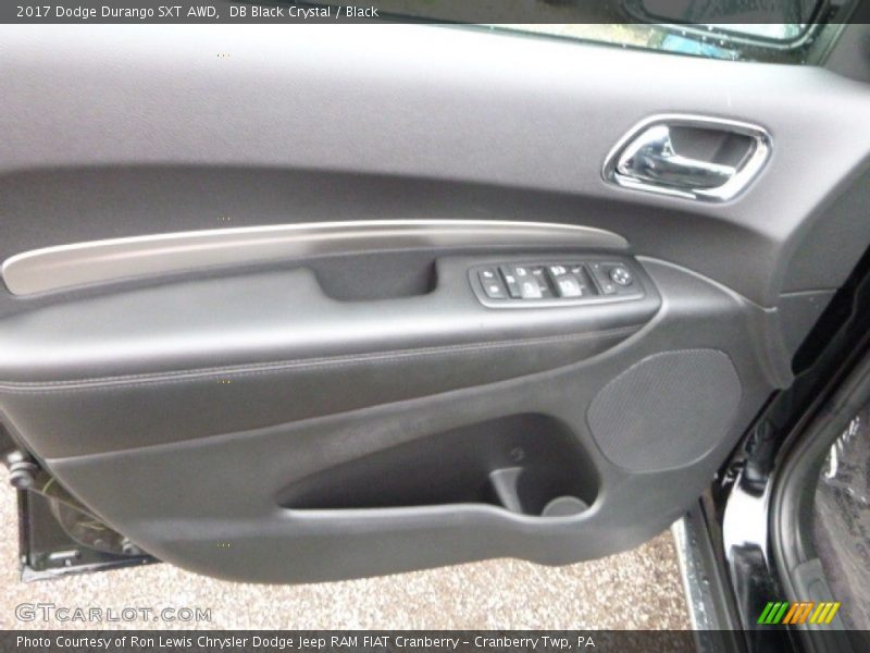 DB Black Crystal / Black 2017 Dodge Durango SXT AWD