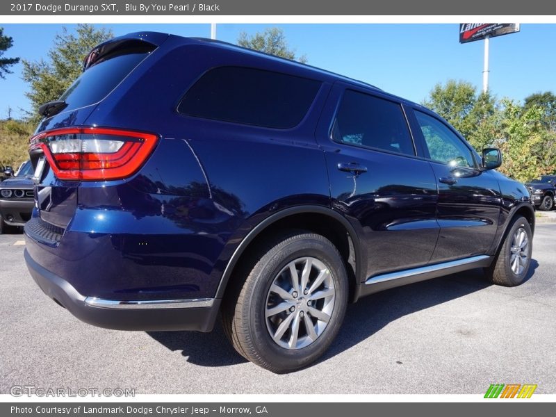 Blu By You Pearl / Black 2017 Dodge Durango SXT