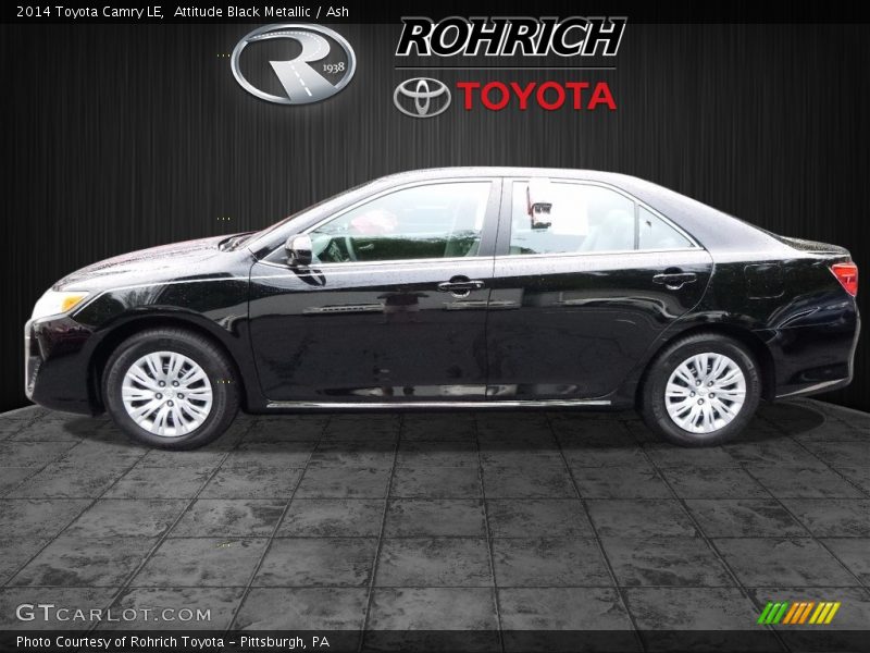 Attitude Black Metallic / Ash 2014 Toyota Camry LE