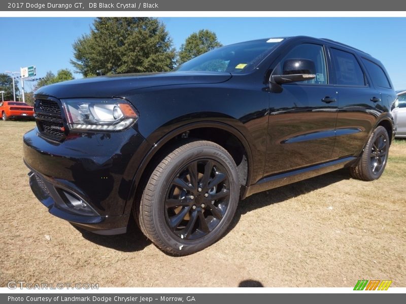 Front 3/4 View of 2017 Durango GT