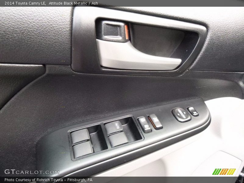 Attitude Black Metallic / Ash 2014 Toyota Camry LE