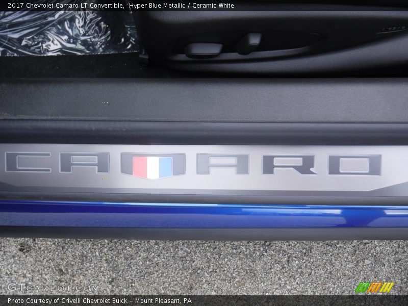 Hyper Blue Metallic / Ceramic White 2017 Chevrolet Camaro LT Convertible