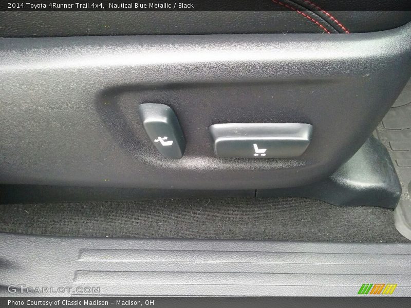 Nautical Blue Metallic / Black 2014 Toyota 4Runner Trail 4x4