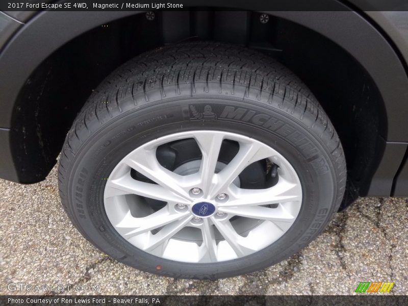 Magnetic / Medium Light Stone 2017 Ford Escape SE 4WD