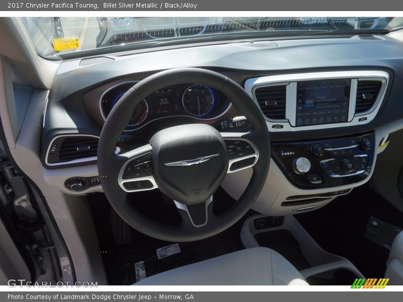 Billet Silver Metallic / Black/Alloy 2017 Chrysler Pacifica Touring