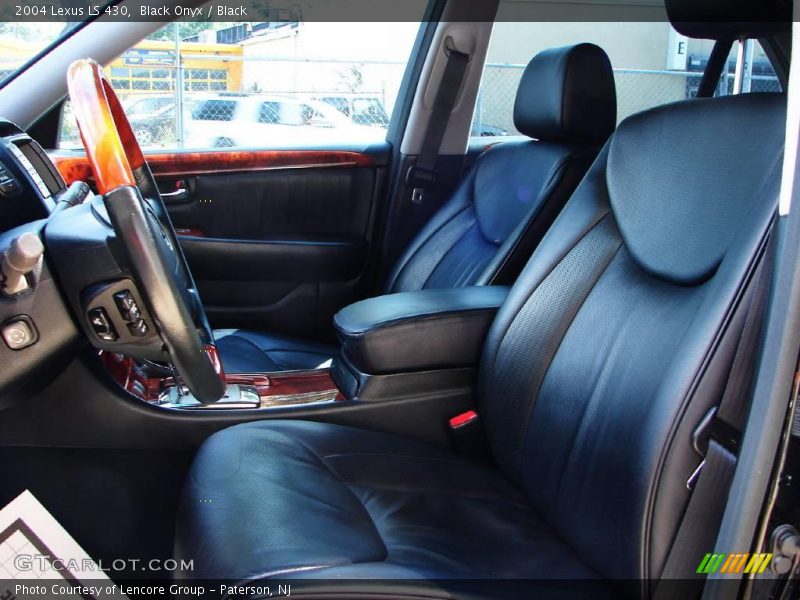Black Onyx / Black 2004 Lexus LS 430