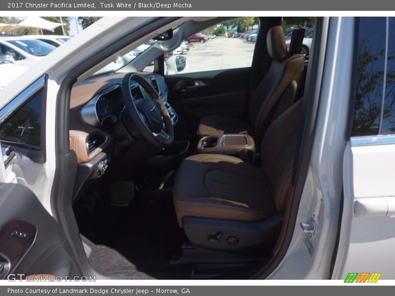 Tusk White / Black/Deep Mocha 2017 Chrysler Pacifica Limited