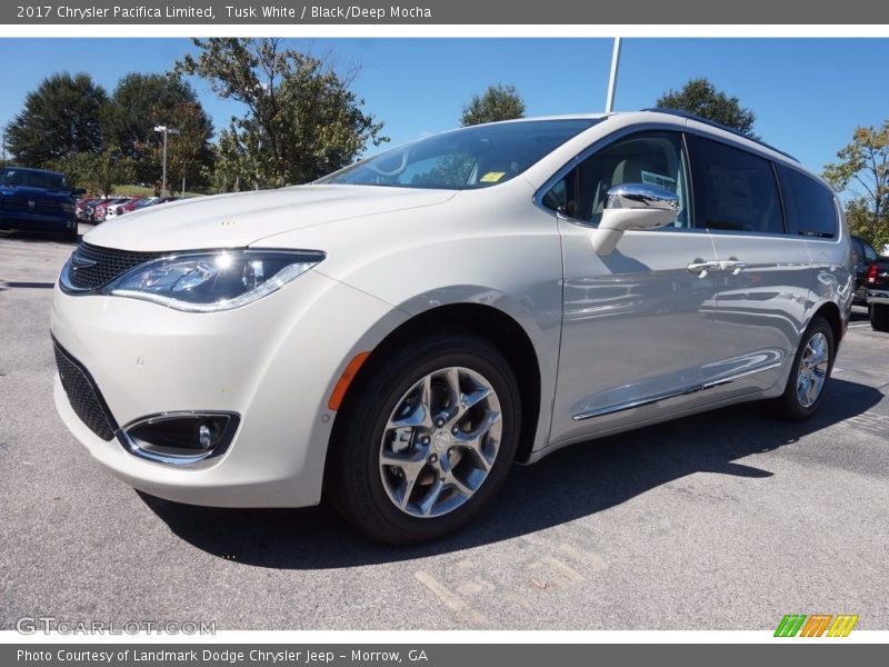 Tusk White / Black/Deep Mocha 2017 Chrysler Pacifica Limited