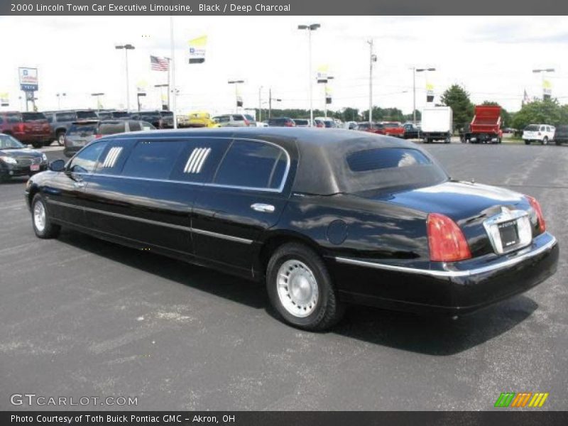 Black / Deep Charcoal 2000 Lincoln Town Car Executive Limousine