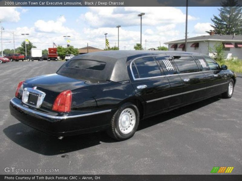 Black / Deep Charcoal 2000 Lincoln Town Car Executive Limousine