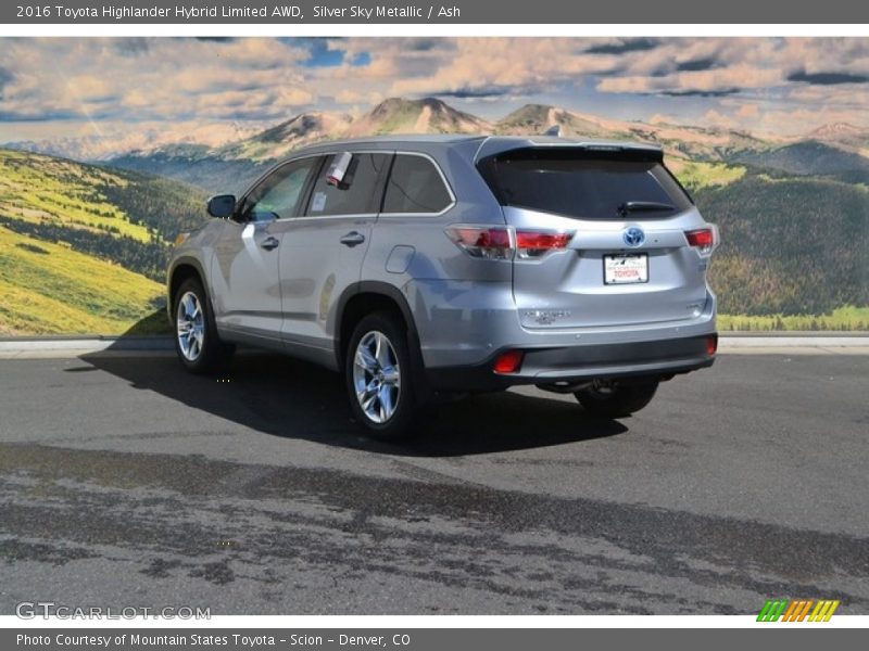 Silver Sky Metallic / Ash 2016 Toyota Highlander Hybrid Limited AWD