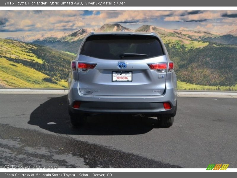 Silver Sky Metallic / Ash 2016 Toyota Highlander Hybrid Limited AWD