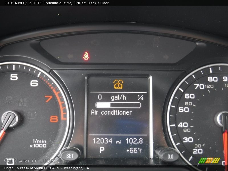 Brilliant Black / Black 2016 Audi Q5 2.0 TFSI Premium quattro