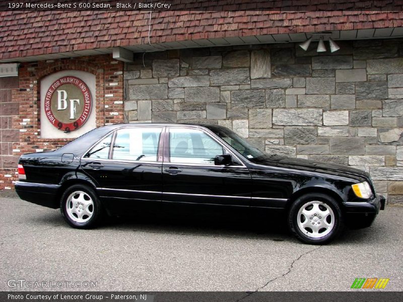 Black / Black/Grey 1997 Mercedes-Benz S 600 Sedan