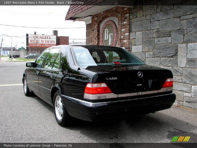 Black / Black/Grey 1997 Mercedes-Benz S 600 Sedan