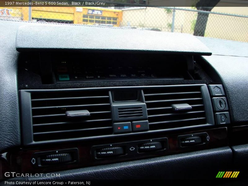 Black / Black/Grey 1997 Mercedes-Benz S 600 Sedan