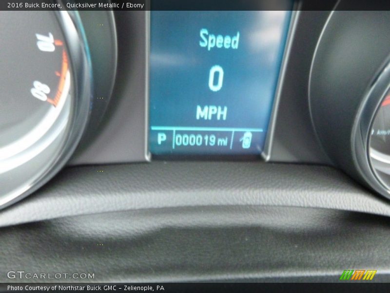 Quicksilver Metallic / Ebony 2016 Buick Encore