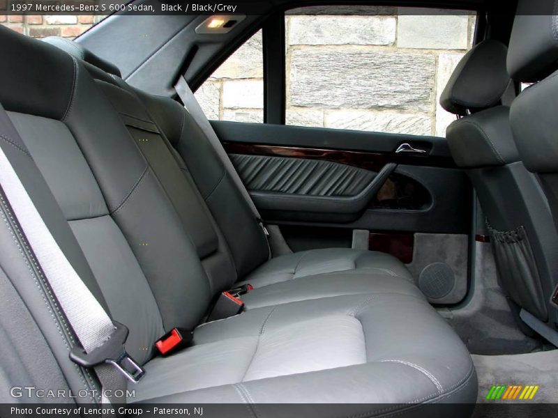 Black / Black/Grey 1997 Mercedes-Benz S 600 Sedan