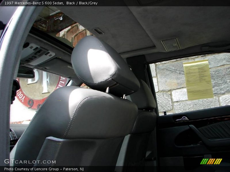 Black / Black/Grey 1997 Mercedes-Benz S 600 Sedan