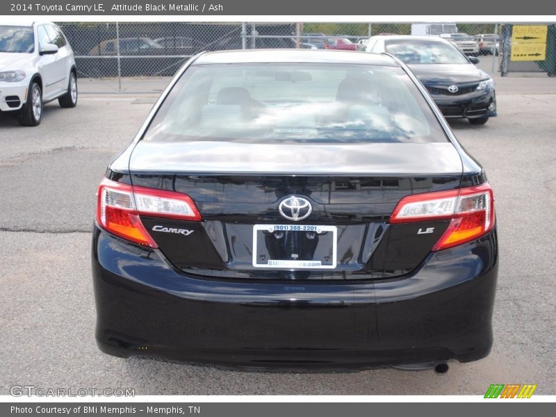 Attitude Black Metallic / Ash 2014 Toyota Camry LE