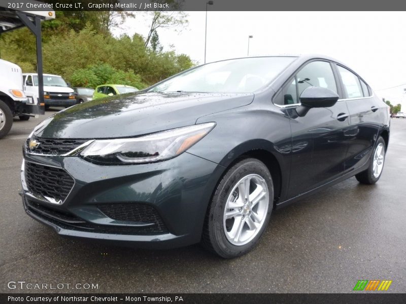 Graphite Metallic / Jet Black 2017 Chevrolet Cruze LT