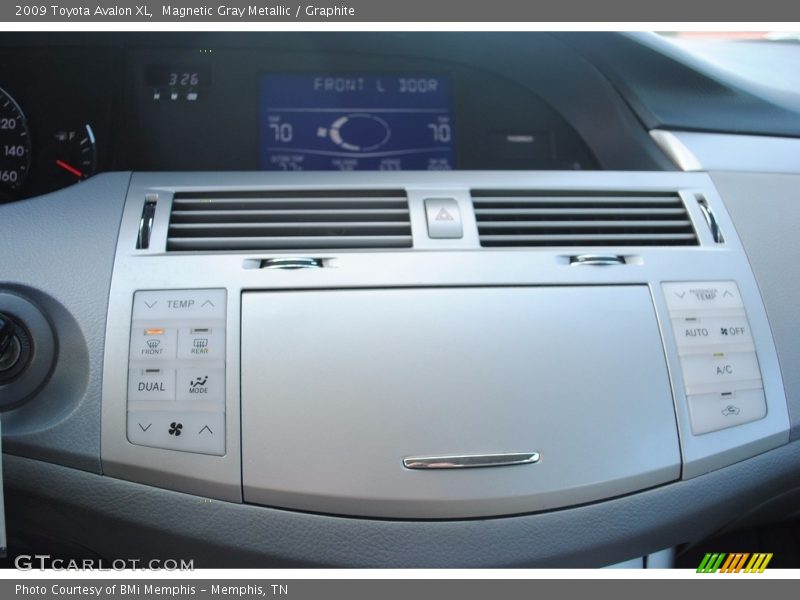 Magnetic Gray Metallic / Graphite 2009 Toyota Avalon XL