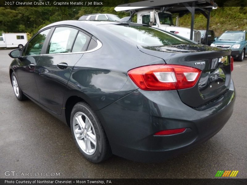 Graphite Metallic / Jet Black 2017 Chevrolet Cruze LT