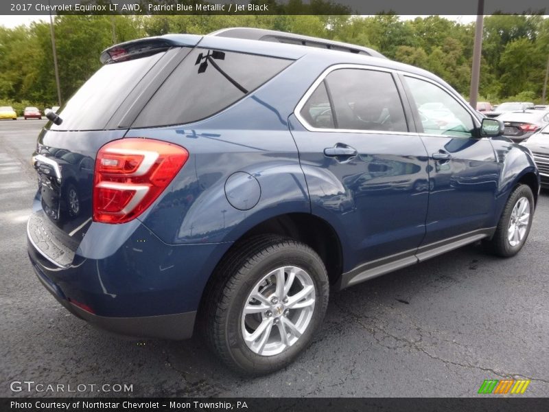 Patriot Blue Metallic / Jet Black 2017 Chevrolet Equinox LT AWD