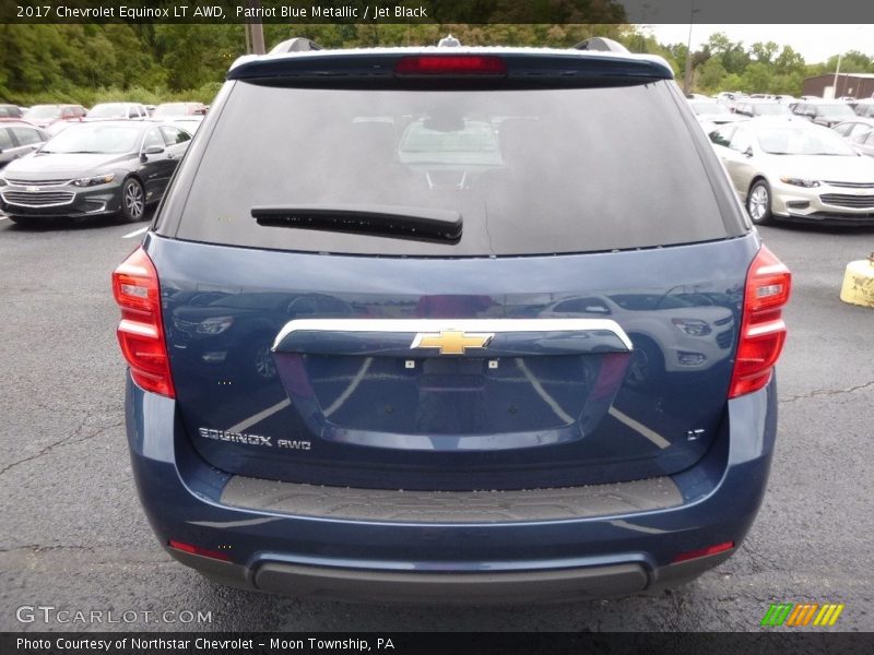 Patriot Blue Metallic / Jet Black 2017 Chevrolet Equinox LT AWD