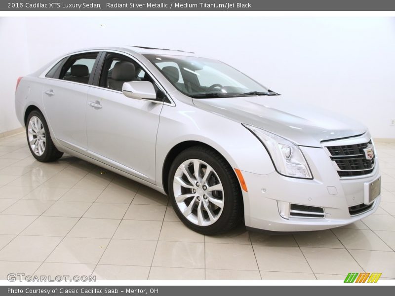 Radiant Silver Metallic / Medium Titanium/Jet Black 2016 Cadillac XTS Luxury Sedan
