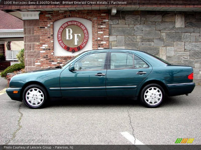 Brilliant Emerald Green Metallic / Parchment 1998 Mercedes-Benz E 300TD Sedan