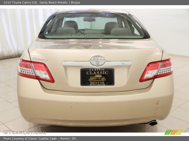 Sandy Beach Metallic / Bisque 2010 Toyota Camry XLE