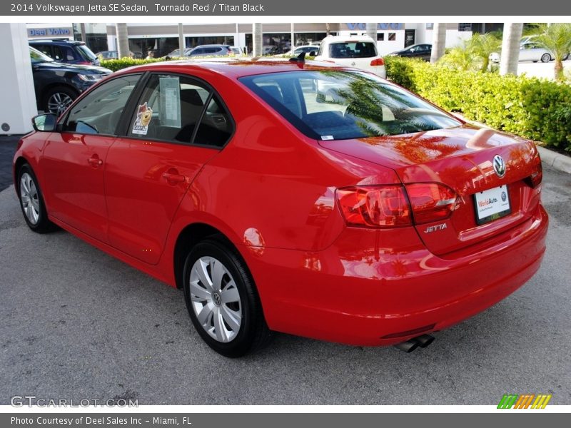 Tornado Red / Titan Black 2014 Volkswagen Jetta SE Sedan