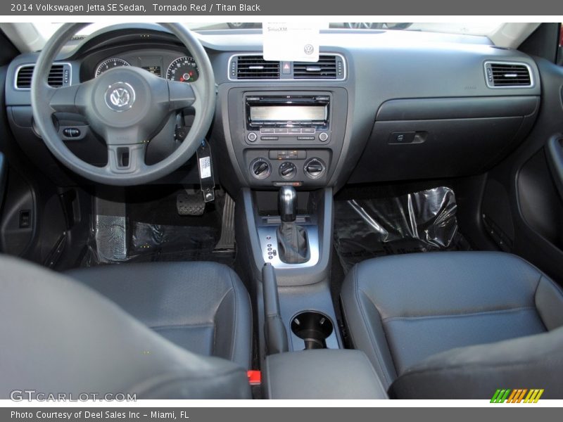 Tornado Red / Titan Black 2014 Volkswagen Jetta SE Sedan