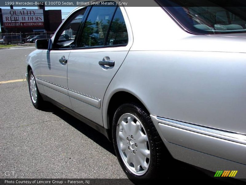 Brilliant Silver Metallic / Grey 1999 Mercedes-Benz E 300TD Sedan