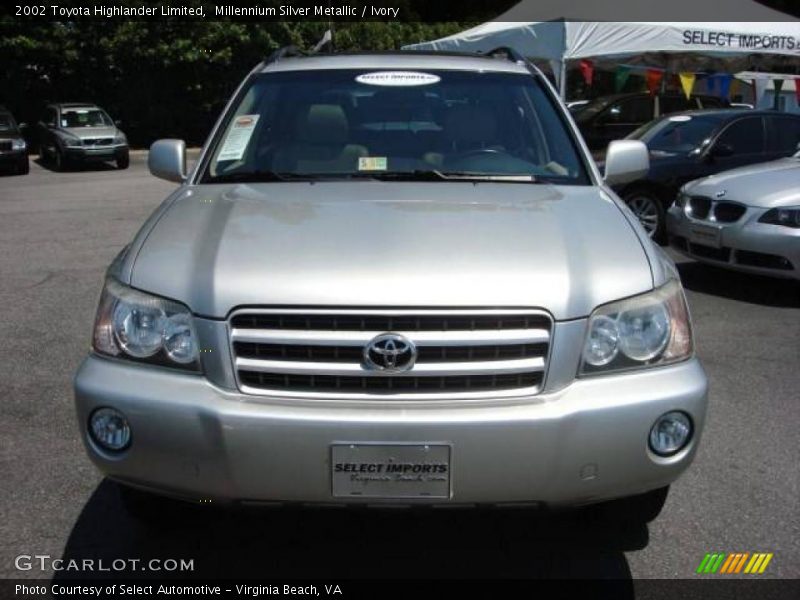 Millennium Silver Metallic / Ivory 2002 Toyota Highlander Limited