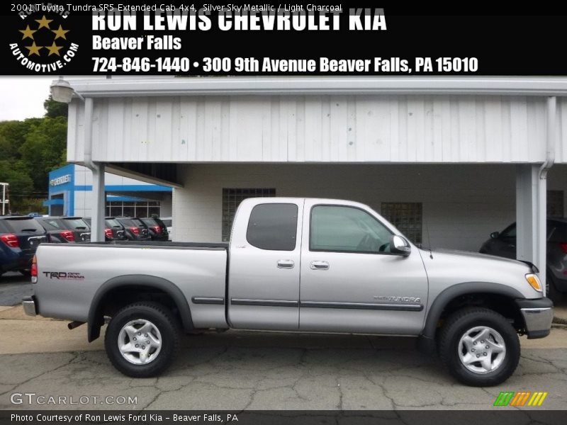 Silver Sky Metallic / Light Charcoal 2001 Toyota Tundra SR5 Extended Cab 4x4