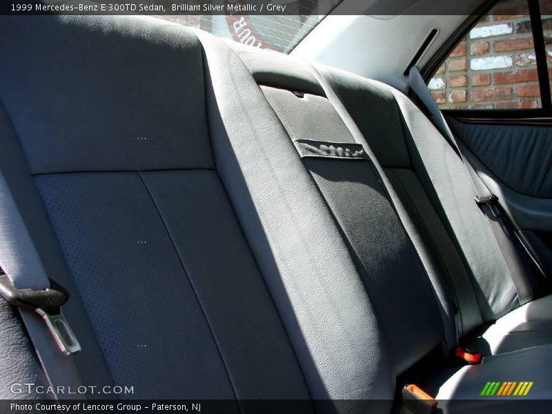Brilliant Silver Metallic / Grey 1999 Mercedes-Benz E 300TD Sedan