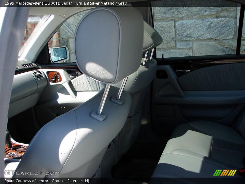 Brilliant Silver Metallic / Grey 1999 Mercedes-Benz E 300TD Sedan