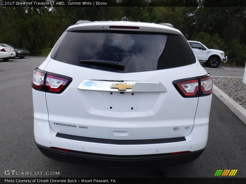 Summit White / Ebony 2017 Chevrolet Traverse LT AWD