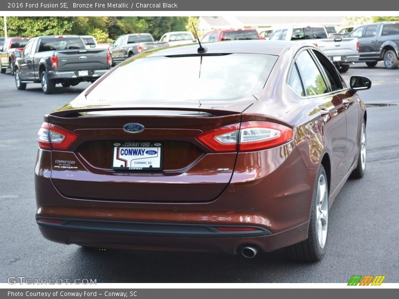 Bronze Fire Metallic / Charcoal Black 2016 Ford Fusion SE