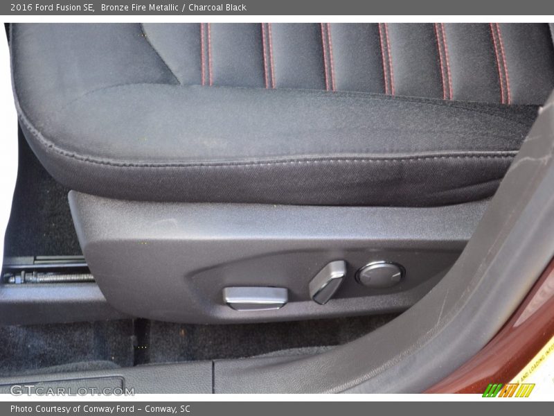 Bronze Fire Metallic / Charcoal Black 2016 Ford Fusion SE